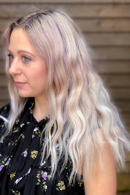 CURLY-WAVY-HAIR-WITH-KERATIN-TREATMENT
