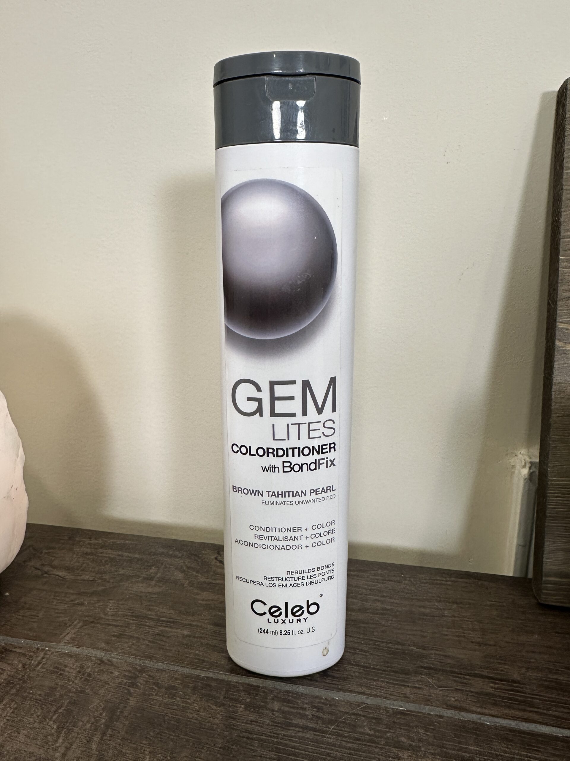 CELEB-LUXURY-SEMI-PERMANENT-COLOR-DEPOSITING-CONDITIONER-FOR-GOING-BACK-TO-NATURAL-HAUR-COLOR